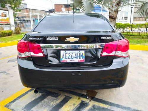 Imagen 5 de 10 de Chevrolet Cruze