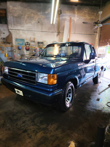 Ford F-100 Xlt