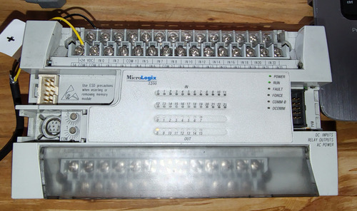 Plc Micrologix 1200 Allen Bradley (Usado)