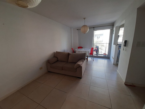 Imagen 9 de 14 de Departamento En Venta En Castelar Sur