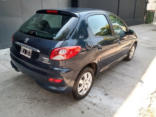 Imagen 9 de 15 de Peugeot 207 2014 1.4 Sedan Allure 75cv