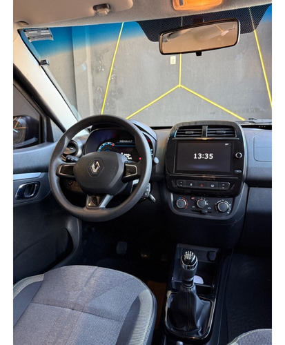 Renault Kwid 1.0 12V SCE FLEX OUTSIDER MANUAL