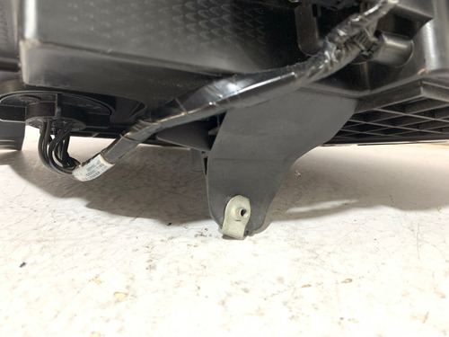 Farol Esquerdo Gm Cruze 2017 18 19 À 2021 C/led Recuperado (Usado)