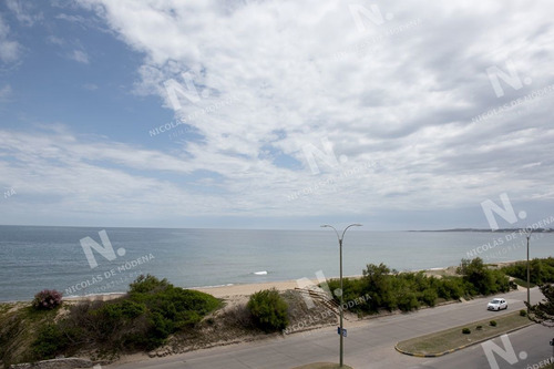 Imagen 3 de 26 de Vista Plena Al Mar, Punta Del Este, Se Financia El 50% En 24 Meses - Punta Del Este Mansa