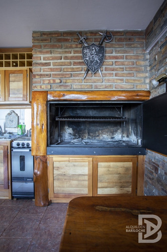 Imagen 15 de 23 de Alquiler Casa En Bariloche Con Costa De Lago Nahuel Huapi. 10 Pax. Km5. 360.