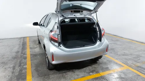 Toyota Prius C 1.5 Hev Auto