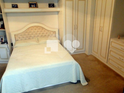 Casa 3 Dormitórios, Bairro Santa Cecília, 2 Vagas - 28-im420791