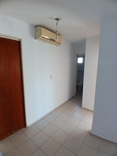 Dpto. 1 Dorm. Sobre 25 De Mayo Bº Gral Paz - Ajuste X Ipc