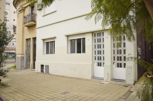 Casa Venta 3 Dormitorios , 2 Baños Y 127 Mts 2- La Plata