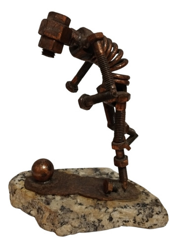 Figura Escultura Futbolista Arte Durante Tornillos Metal 19c