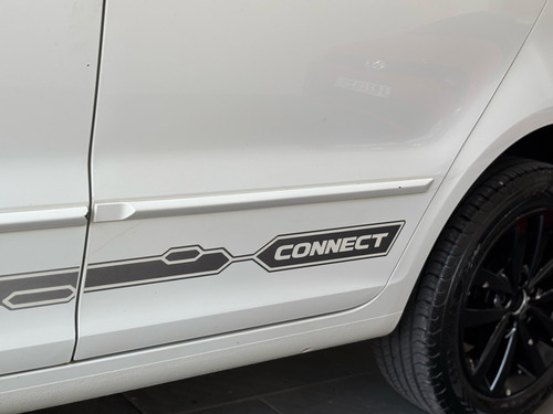 Volkswagen Fox 1.6 Connect Total Flex I-motion 5p