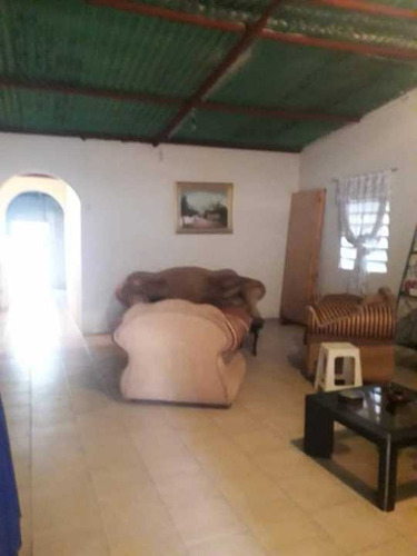 Imagen 2 de 7 de Vendo Casa En El Castaño, Maracay