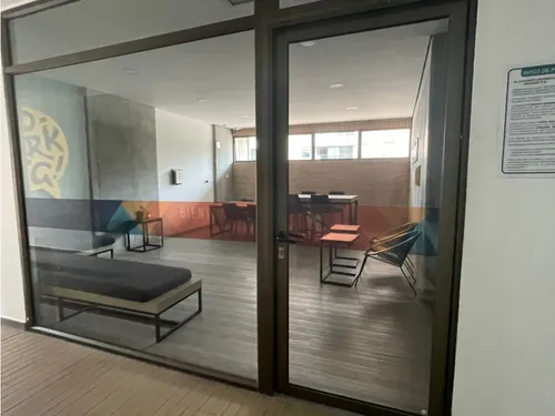 Vendo Apartamento Loma De San José Parte Baja