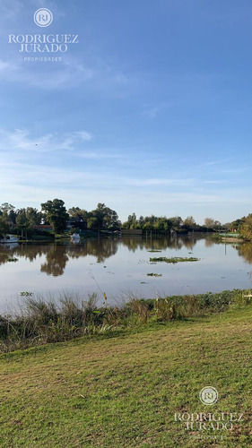 Inmejorable Terreno Al Rio En Santa Catalina