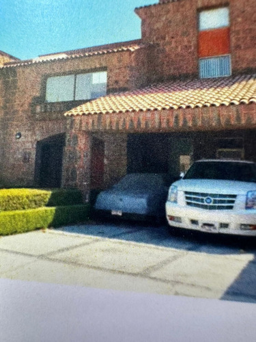 Casa En Renta En Metepec A Un Costado De Plazas Comerciales