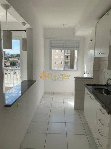 Imagem 3 de 16 de Apartamento Padrão Com 2 Quartos - 363990-v