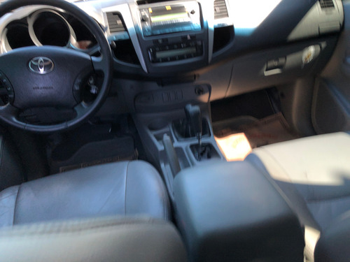 Toyota Hilux 3.0 Srv Cab. Dupla 4x4 Aut. 4p
