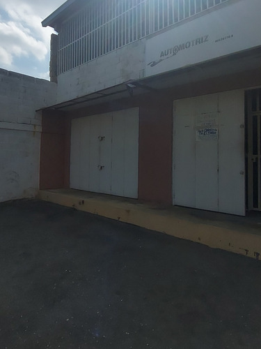 Imagen 4 de 11 de Local Comercial Av Michelena Calle Repuestos 0424.496.01.02