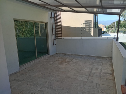 Casa En Venta Con Alberca Privada En Par Vial Jiutepec Morelos