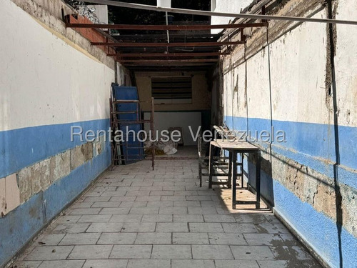 Casa Comercial En Venta El Paraiso Mls #25-18189 Bm