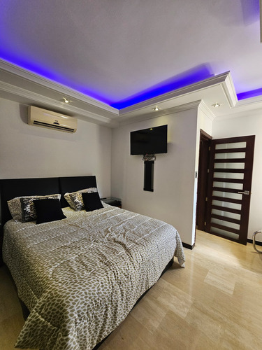 Elena Hidalgo Vende Hermoso Apartamento Residencias Assad Garden El Parral-valencia Carabobo Con Imponente Vista Sobre La Ciudad ,fácil Acceso A La Autopista (solo Clientes)