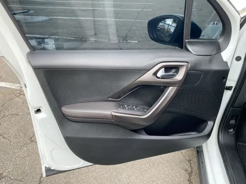 Peugeot 2008 1.6 Active At