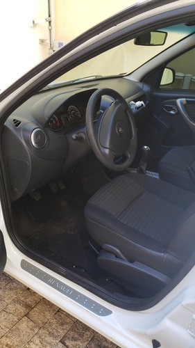Imagem 11 de 15 de Renault Sandero 2012 1.6 Privilège Hi-torque 5p