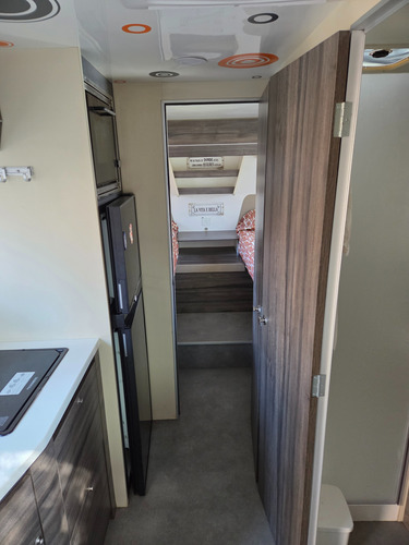 Motorhome M. B. Sprinter 516. Royal Home. Equipamiento Full