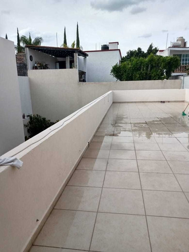 Imagen 4 de 9 de Casa En Venta Privada Juriquilla