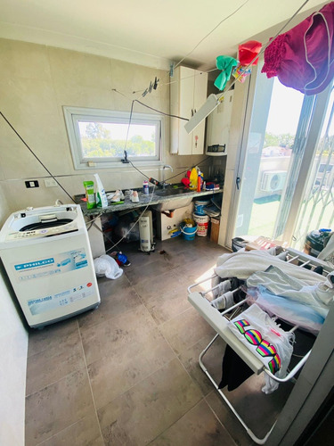 Ramos: Casa 5 Amb. C/pileta, Gje. Tza. Oportunidad