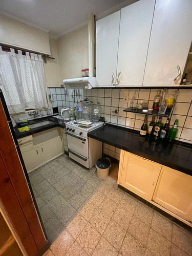 Casa Multifamiliar De 300 M2 En Pleno Echesortu