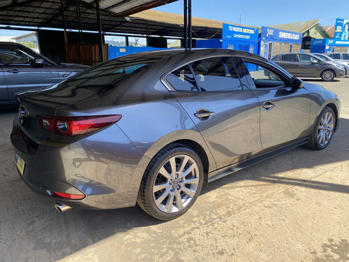 Mazda 3 2024