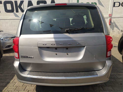 Imagen 6 de 15 de Dodge Grand Caravan 2019 3.6 Se At
