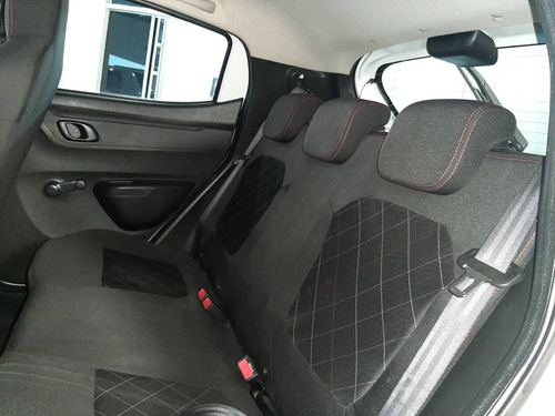 Imagem 9 de 15 de Renault Kwid 1.0 12v Sce Flex Zen Manual Completo Som Usb