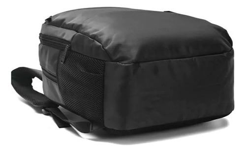 Mochila Hombre Formal Urbana Porta Notebook 17 Wanderlust Color Negro Diseño De La Tela Modelo 36029