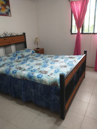 Gran Terreno Con Casa 3 Amb Y Pileta, Ubicado En Juan Bautista Alberdi Y Bouchard , San Vicente