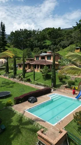 Finca En Venta En El Limonar