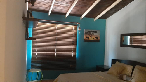 Se Alquila Town House En Conjunto Residencial Cantapiedra. Naguanagua. Zenaida Quintero