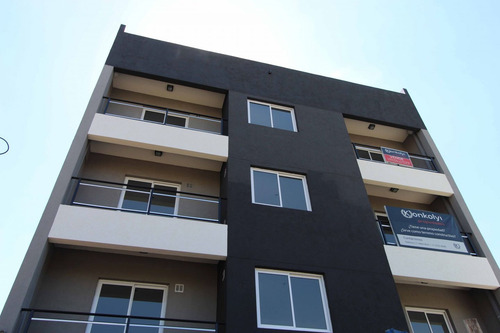 Imagen 3 de 12 de Departamento 2 Amb Estrenar + Terraza Privada