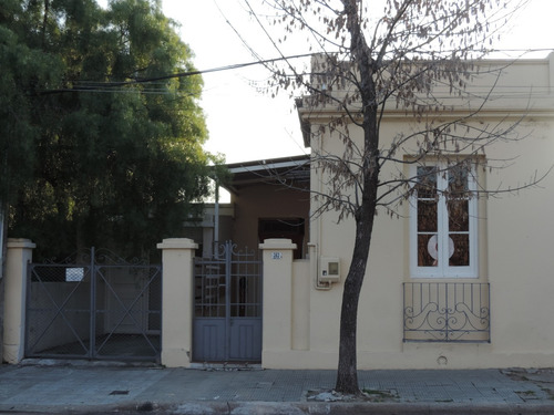 Imagen 1 de 5 de Casa En Zona Centrica Con Alta Renta Anual