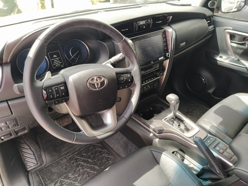 Imagen 6 de 13 de Toyota Sw4 Srx Automática 7 Asientos 2021 Ae691