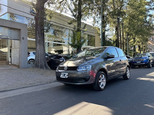 Imagen 6 de 24 de Volkswagen Fox Comfortline 1.6 3 Puertas 2013 U/mano 45.000k