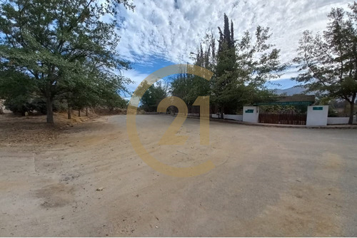 Vende Ex Club House, Dentro Cond Bosque Country