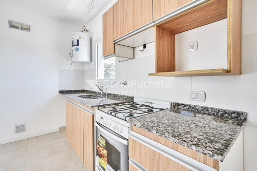 Venta Departamento 2 Ambientes Hurlingham 1° A