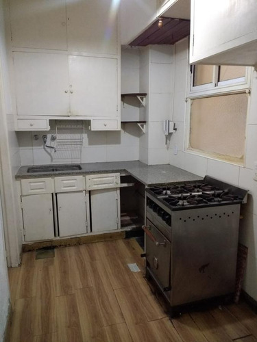 Imagen 11 de 12 de Departamento En Venta De 3 Ambientes En San Telmo