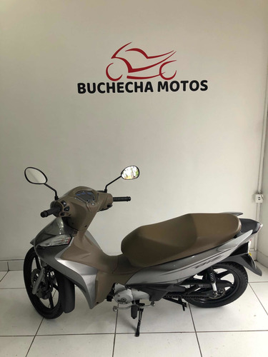 Imagem 4 de 9 de Honda Biz 125