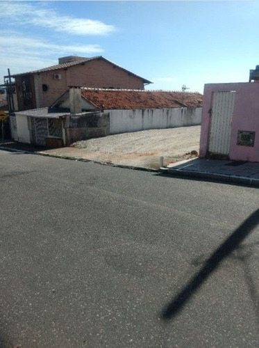 Imagem 3 de 5 de Terreno À Venda, 200 M² Por R$ 266.000,00 - Bela Vista - São José/sc - Te0236