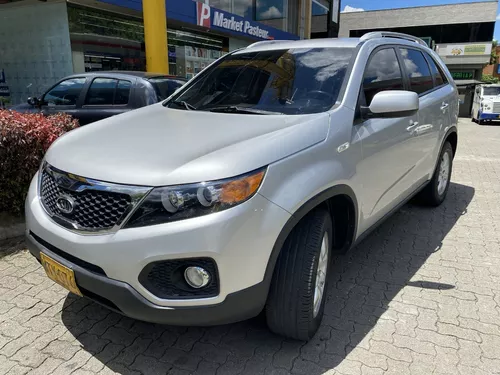 Kia Sorento 2.4 Natura | TuCarro