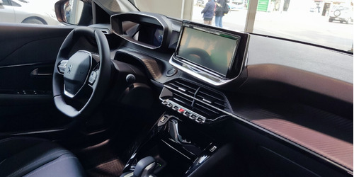 Imagen 16 de 25 de Peugeot 208 Feline Tiptronic E