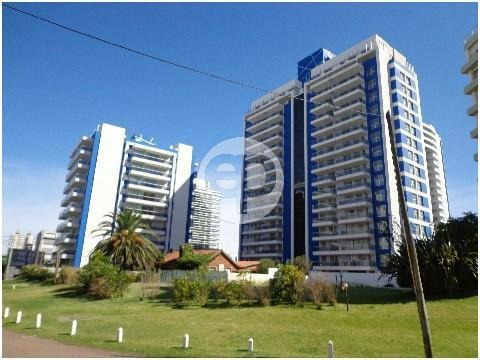 Departamento - Playa Brava